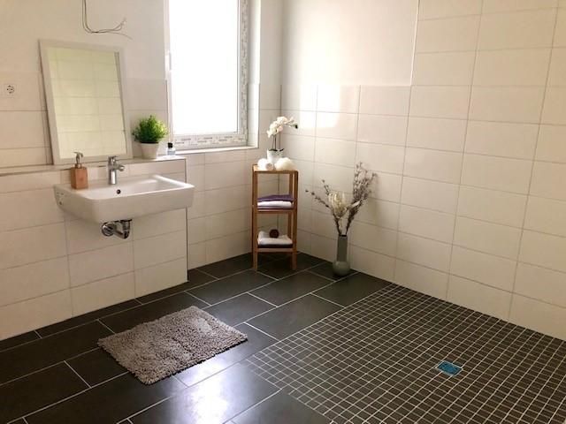 Neubau! Rollstuhlgerechte 2-Zimmerwohnung mit Aufzug!